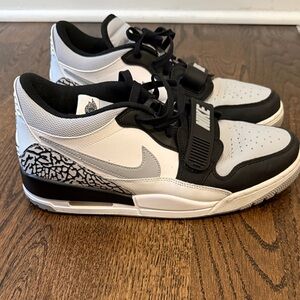 Air Jordan Legacy 312 Low Light Smokey Grey